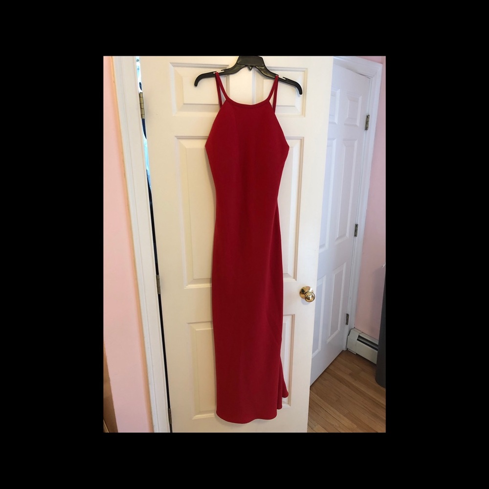 Red Dress - Picture 2 of 2